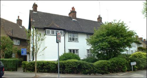 138 Hampstead Way